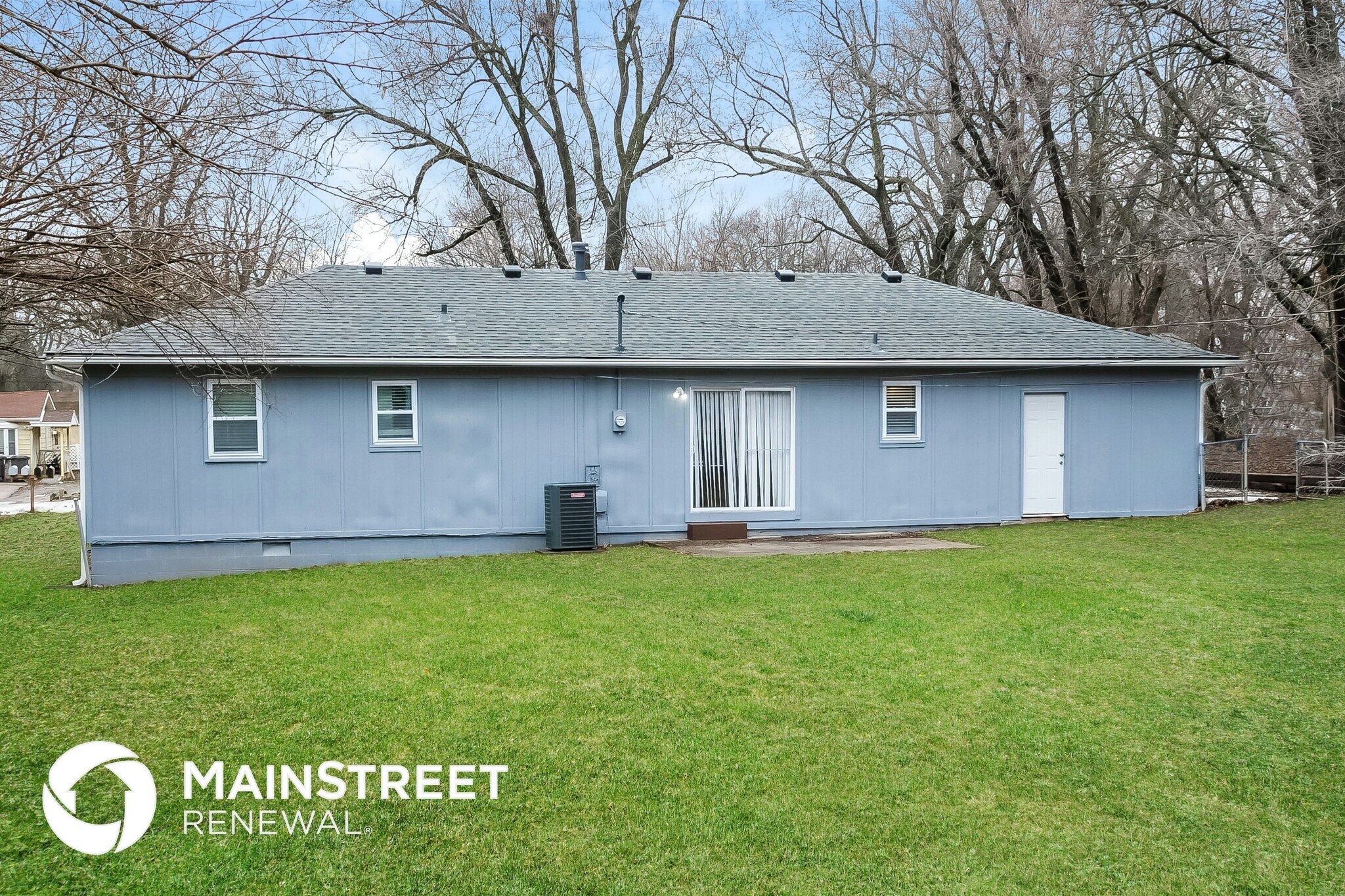 Building Photo - 17243 Chestnut Dr