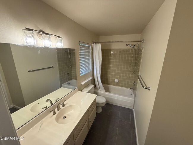 Building Photo - 1191 Calle Contento