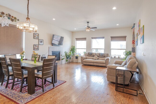 Building Photo - Gorgeous 3-Bed, 3-Bath Home in Ketcher Farm- Theater Room & Fenced Yard!