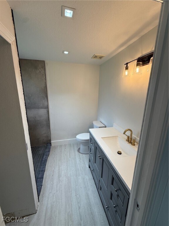 Building Photo - 3335 Everglades Blvd S