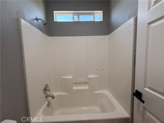 Building Photo - 41107 Portia St