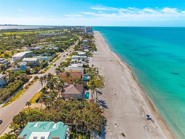 Building Photo - 3020 Gulf of Mexico Dr