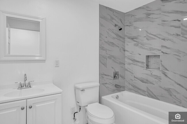 Building Photo - 6029 Del Amo Blvd