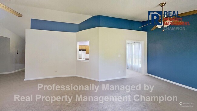 Building Photo - 315 Peppertree Ct