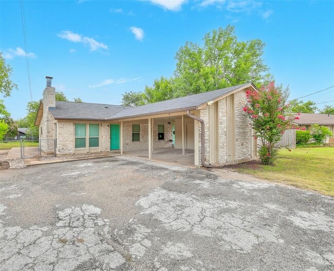 Building Photo - 802 Ranch Rd