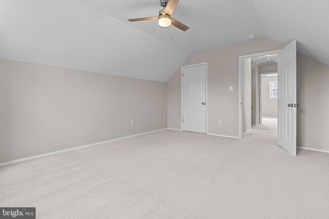 Building Photo - 1006 Stone Ave