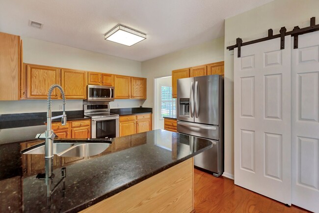 Building Photo - Home in Seaside Farms