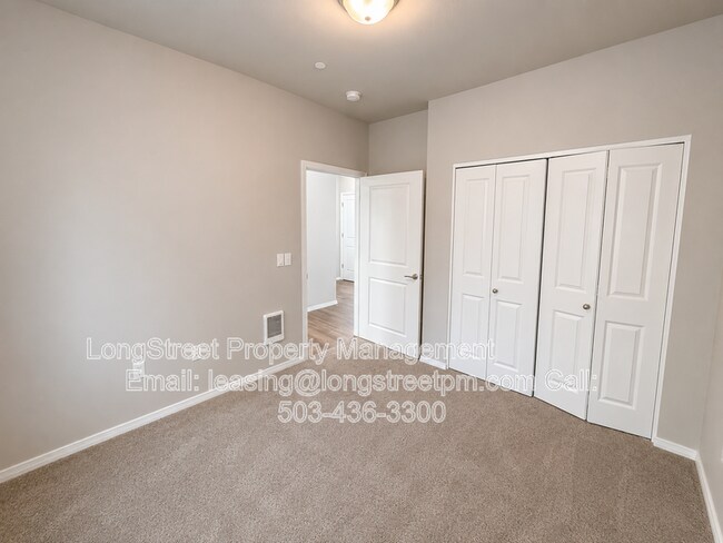 Building Photo - 3655 Pleasant View Dr NE