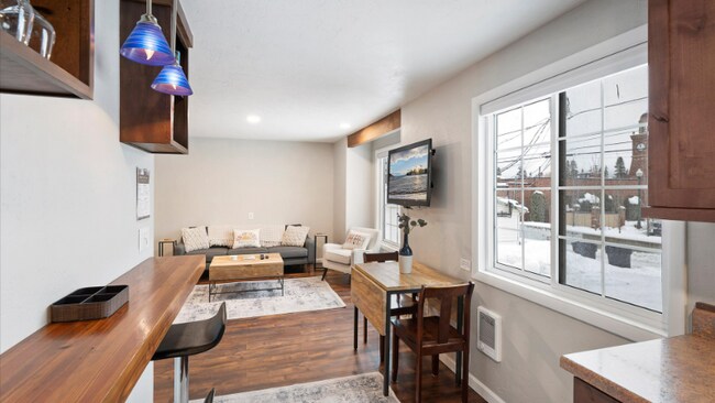 Building Photo - 119 Lupfer Ave