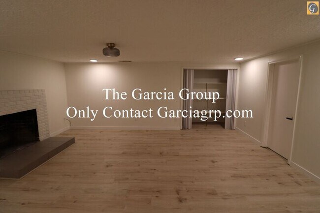 Building Photo - 1010 NE 153rd Ave