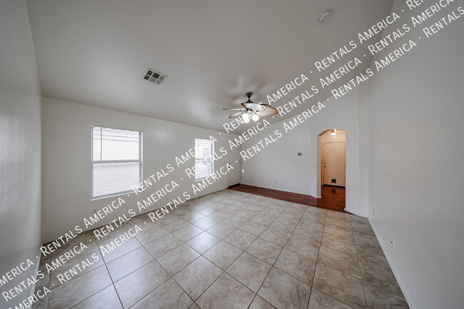 Building Photo - 23942 W Hadley St