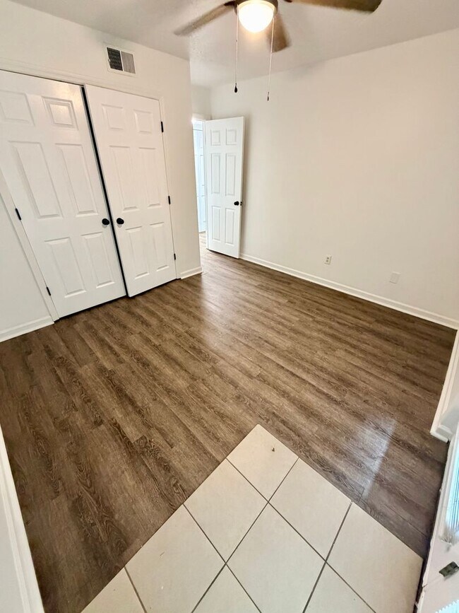 Building Photo - 3455 Pimlico Pkwy