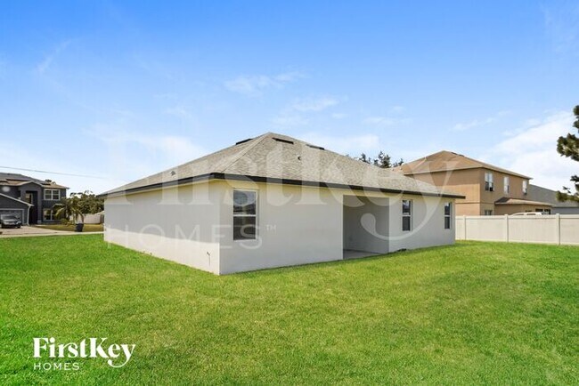 Building Photo - 301 Cimarron Ct