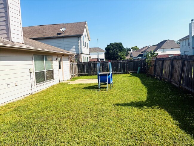 Building Photo - 8307 Solara Bend Ct