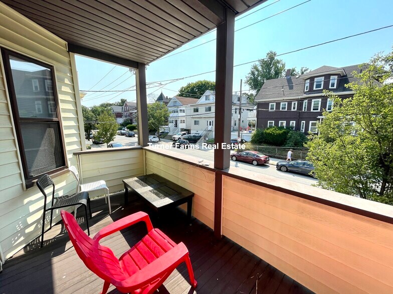 Building Photo - 290 Boston Ave