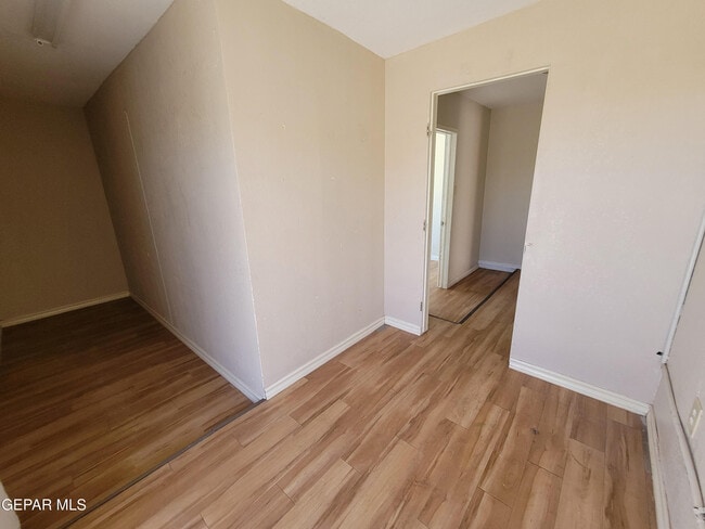 Building Photo - 7213 Alto Rey Ave