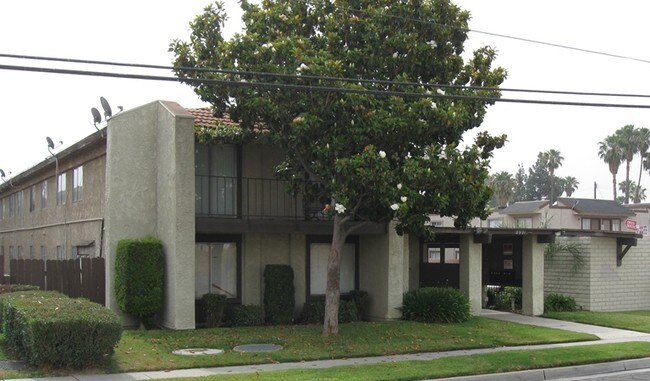 Building Photo - Mountain Avenue Apartments
