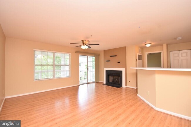 Building Photo - 11000 Kinship Ct