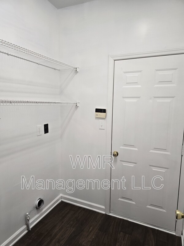 Building Photo - 7803 Harrington Woods Rd