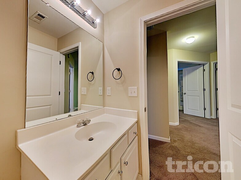 Building Photo - 3562 Willow Meadow Ln