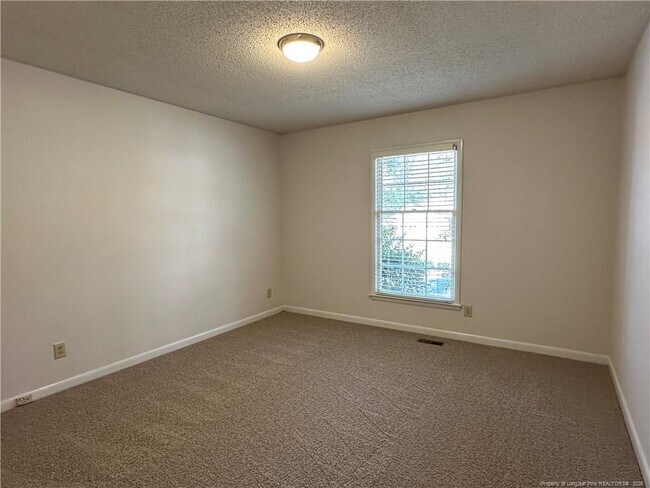 Building Photo - 6309 Easthampton Ct