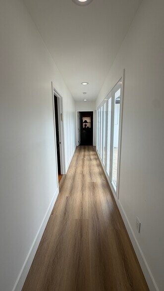 Building Photo - 5855 Shirley Ave