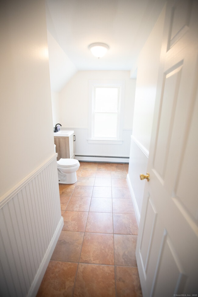 Building Photo - 93 Bailey Rd