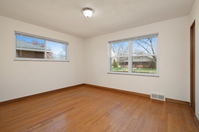 Building Photo - Florissant Home for Rent!