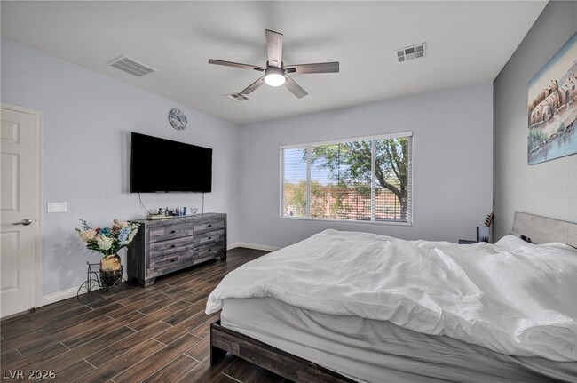 Building Photo - 3787 Budenny Dr