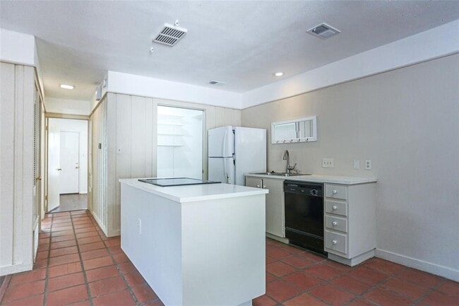 Building Photo - 1003 Beaver Trail