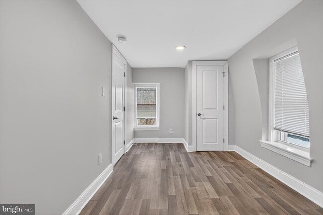 Building Photo - 39 Carroll St