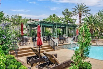 Building Photo - 8737 Red Brook Dr
