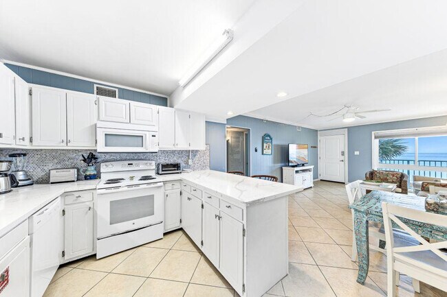 Building Photo - 667 Nautilus Ct