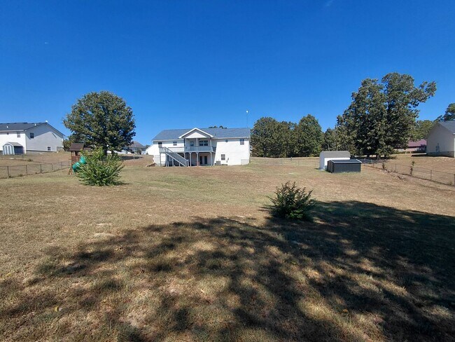 Building Photo - 19594 Lilly Ln