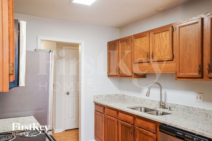 Building Photo - 5321 Trestlewood Ln