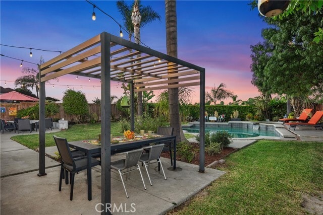 Building Photo - 25671 Cresta Loma