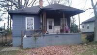 Building Photo - 2 Bedroom 1 Bathroom House in Laurens SC