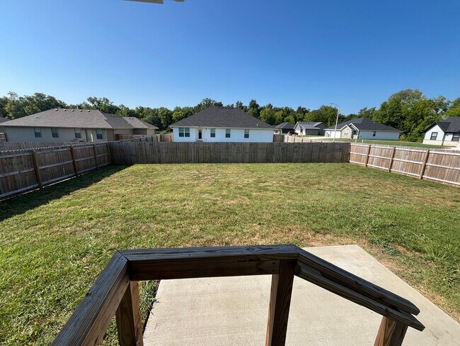 Building Photo - Beautiful Nearly New 3 Bed Home In Willard...