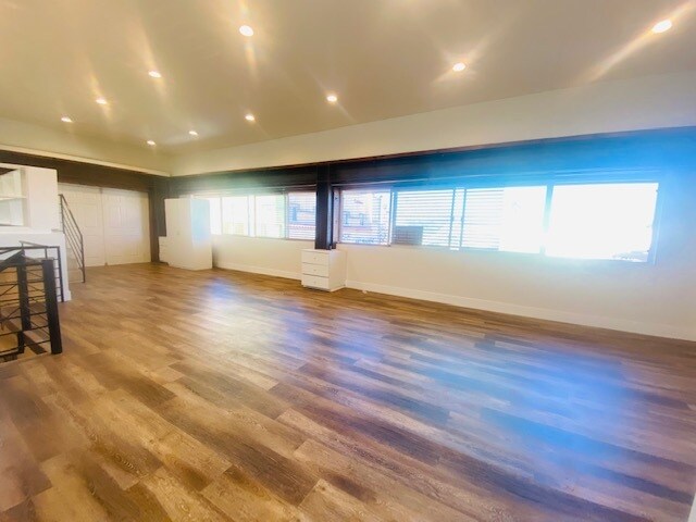 Building Photo - 5432 W Washington Blvd