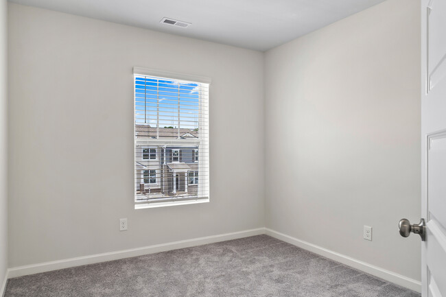 Building Photo - 2549 Drumwright Wy