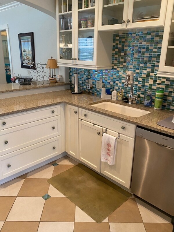 Building Photo - 431 E 9th Ave