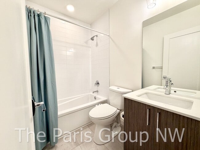 Building Photo - Gorgeous 2021 Fremont/Wallingford 3BR Overlooking Downtown, Mt Rainier & SLU, Garage w/EV Chgr, W...