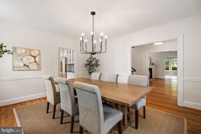 Building Photo - 4008 Rosemary St