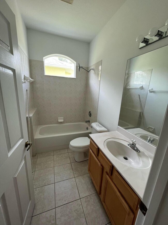 Building Photo - 4701 Portage Trail