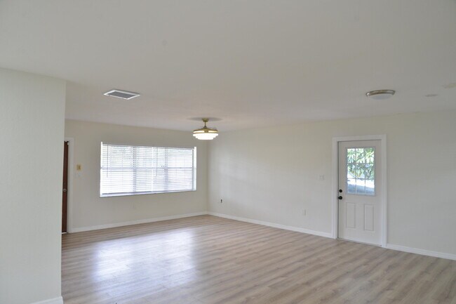 Building Photo - 3005 Tennessee Ave