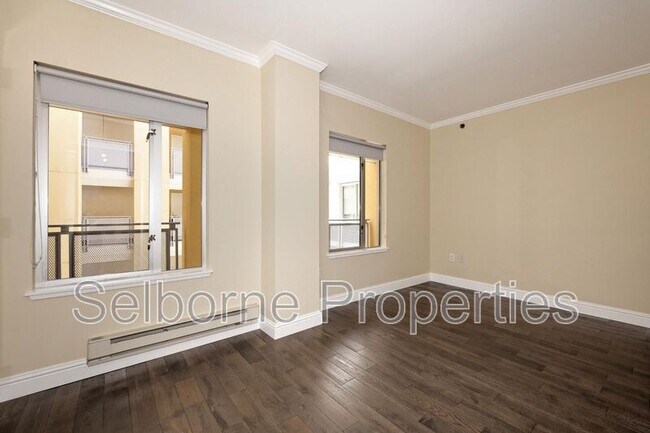 Building Photo - 1401 Jackson St