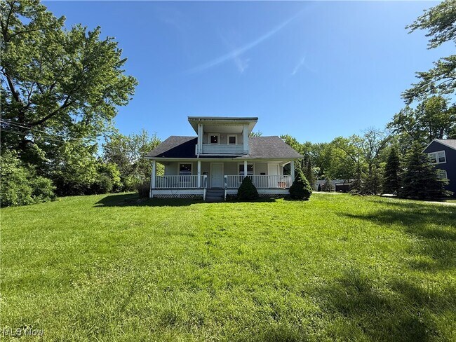 Building Photo - 19137 Westwood Dr