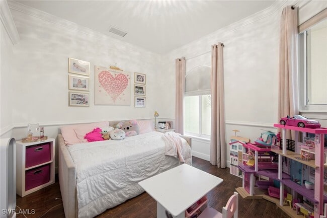 Building Photo - 27153 Barefoot Ln