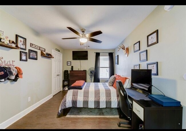 Building Photo - 16707 Promenade Park