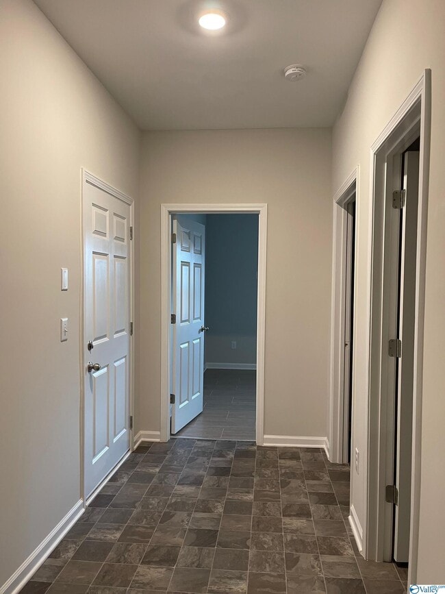 Building Photo - 16524 Demi Dr